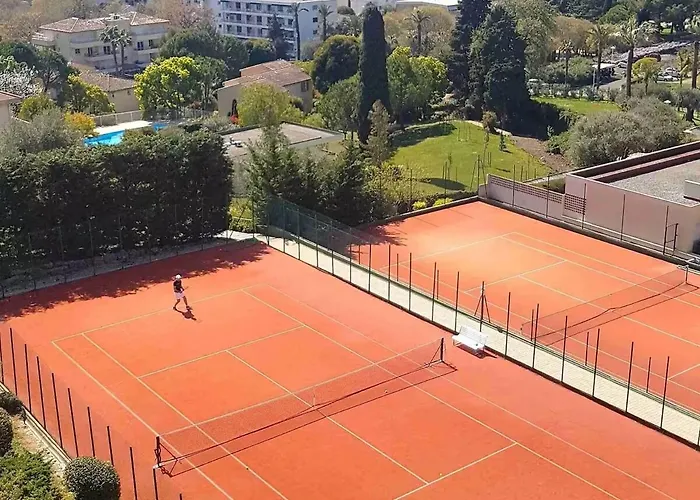 Le Petit Eden Piscine, Tennis, Ping Pong * Antibes