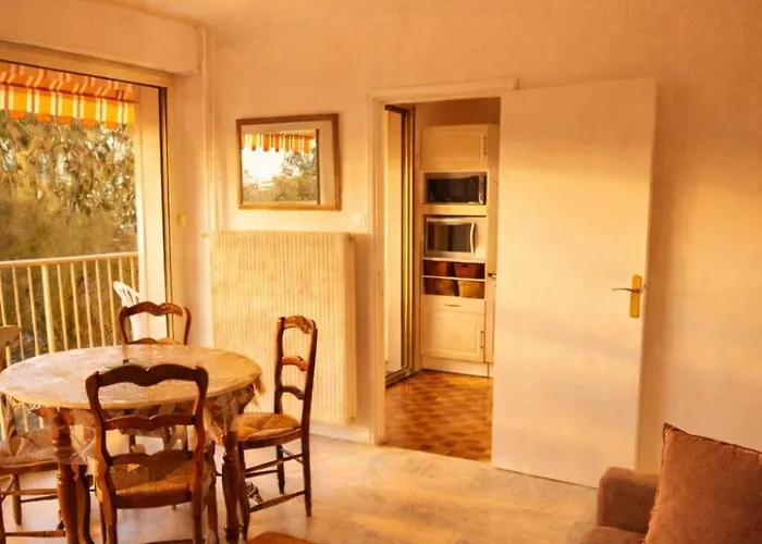 Le Petit Eden Piscine, Tennis, Ping Pong Appartement